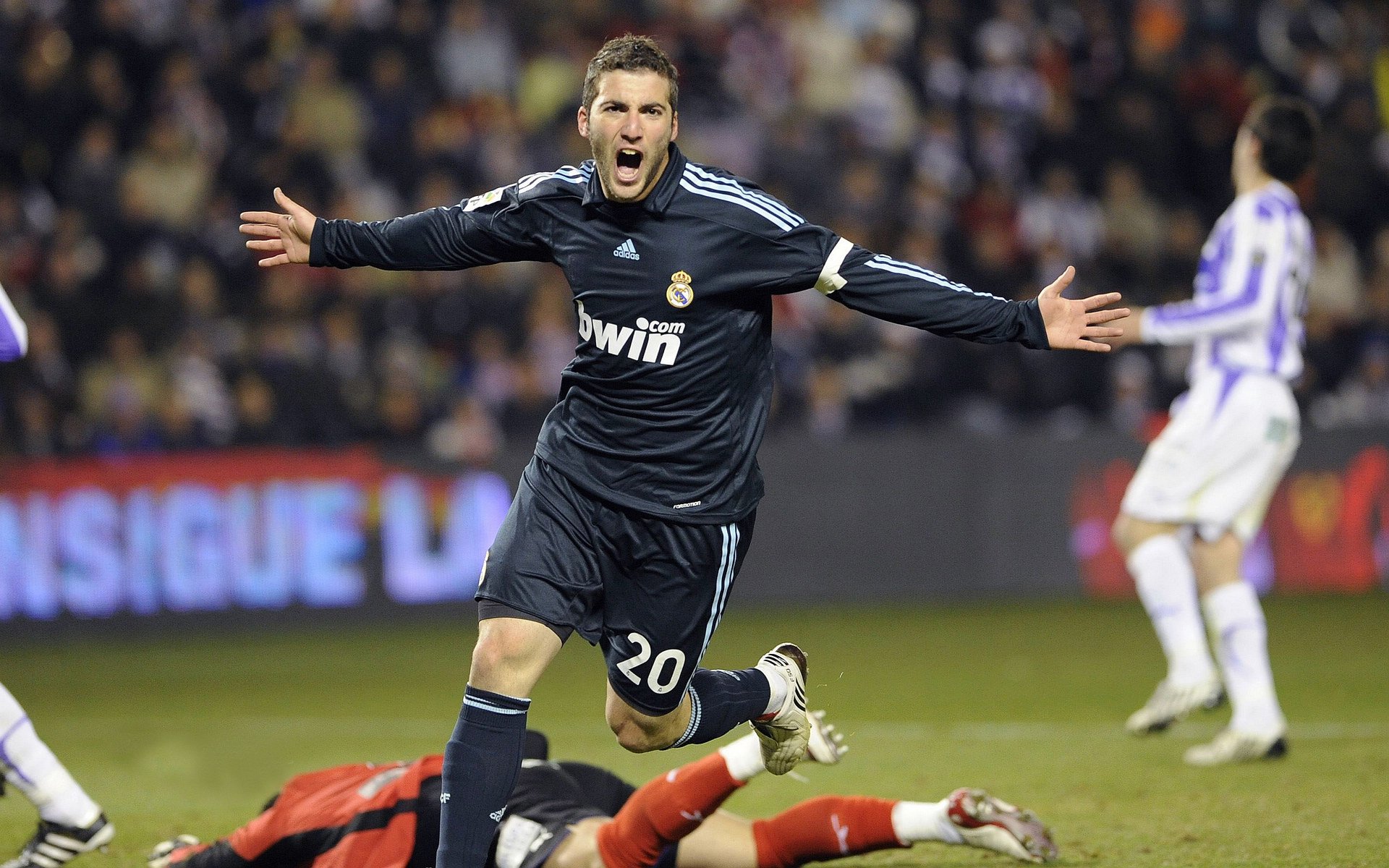 【“快节奏”比赛的双刃剑】体验提升的同时,运动员承受巨大压力!